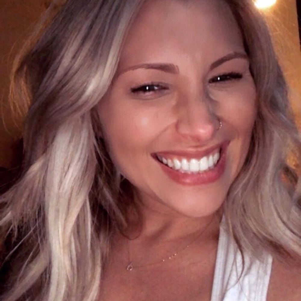 Meet your Posher, Dana